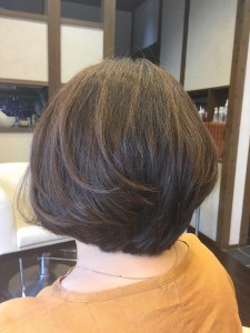 ショートボブ りずむヘアデザイン