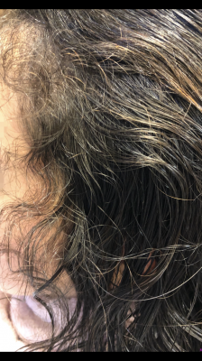 前髪のくせ 生え際のくせ　原因 りずむヘアデザイン　　土浦市 美容室