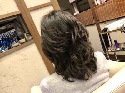 レイヤーパーマ　扱いやすいパーマ　パーマがかからない　髪の毛のクレンジング　土浦市　美容室　美養師　りずむヘアデザイン