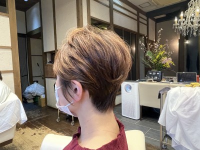 ショートパーマ　吉瀬美智子　 ショートヘア 土浦市 美容室　りずむヘアデザイン　絶壁　鉢はり　ショートカット　ドライカット　髪の毛のクレンジング
