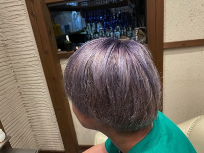 シャドールーツカラー　ブリーチ　アッシュ　ハイトーン　ヘアスタイル　土浦市　美容室　ノンシリコーン　りずむヘアデザイン 