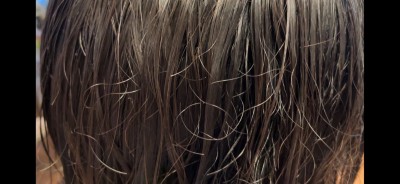 アホ毛　アホ毛の治し方　りずむヘアデザイン　土浦市　美容室　還元美容
