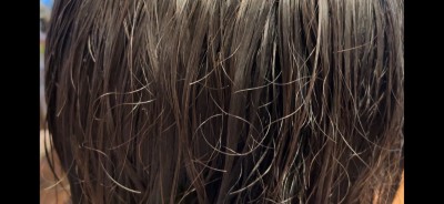 アホ毛　アホ毛の治し方　りずむヘアデザイン　土浦市　美容室　還元美容